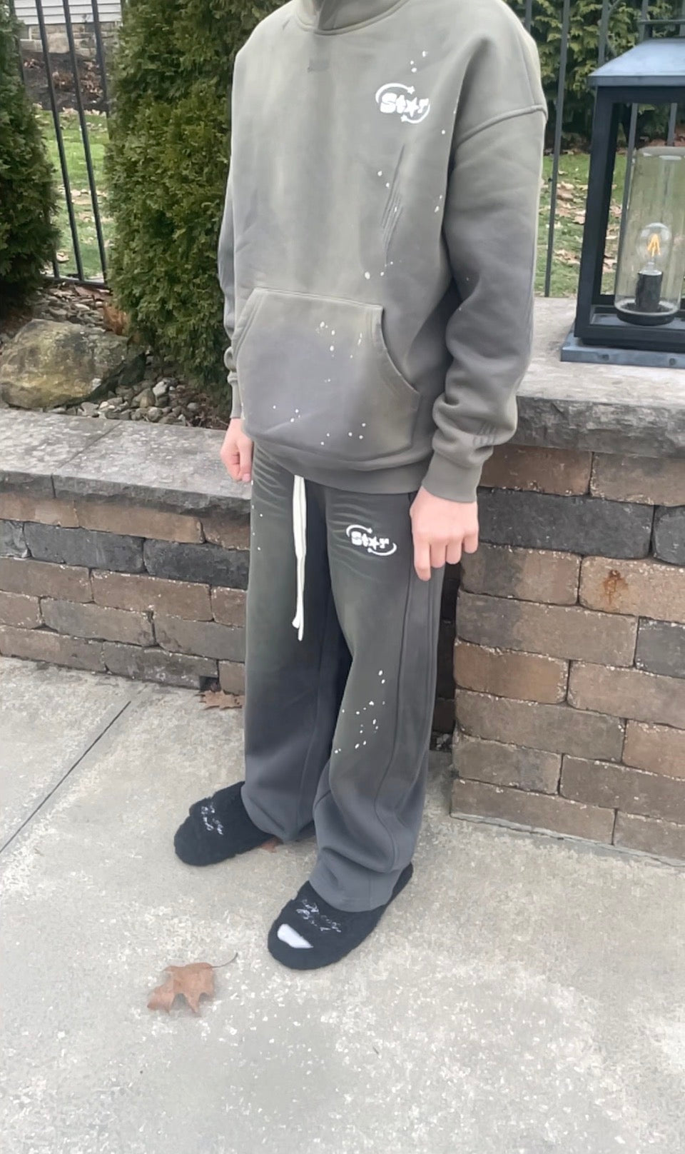 𝗔𝘀𝗵𝗳𝗮𝗹𝗹 𝗴𝗿𝗲𝘆 𝗵𝗼𝗼𝗱𝗶𝗲